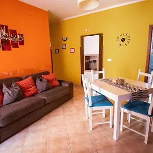 Caleidoscopica Bahlara Ballaro Apartment