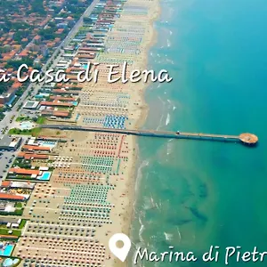 https://la-casa-di-elena-versilia-two-apartments.it-tuscanyhotel.com